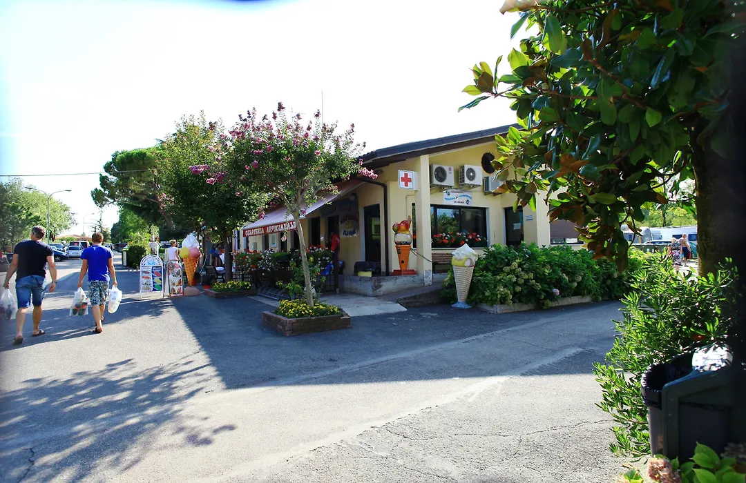 Hotel Bella Italia-1